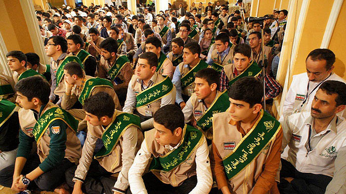 همايش دانش آموزان عمره گزار در مدينه برگزار شد