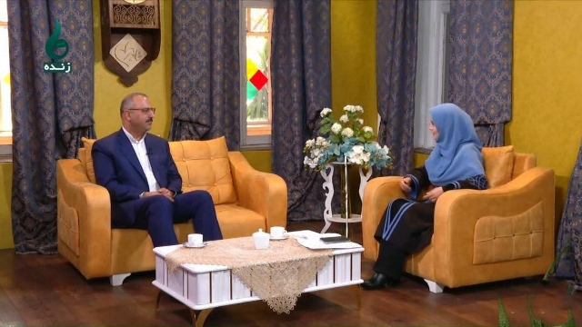 حضور مدیر حج و زیارت گیلان در برنامه زنده خانه مهر بمنظور اطلاع رسانی به متقاضیان و زائرین اربعین حسینی (ع) 1401